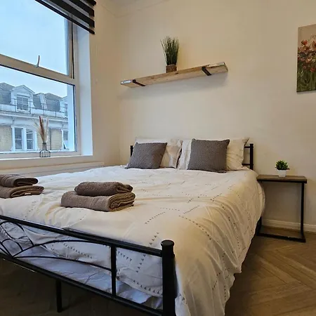 Newly Renovated Studios & Ensuite Rooms! - Camberwell Londen Buitenkant foto