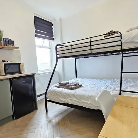Newly Renovated Studios & Ensuite Rooms! - Camberwell Londen Buitenkant foto