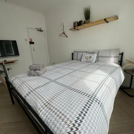Newly Renovated Studios & Ensuite Rooms! - Camberwell Londen Buitenkant foto