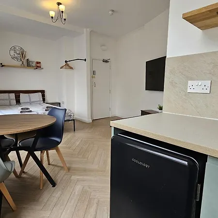 Newly Renovated Studios & Ensuite Rooms! - Camberwell Londen Buitenkant foto