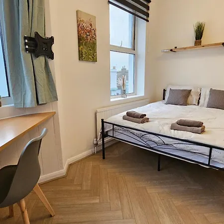 Newly Renovated Studios & Ensuite Rooms! - Camberwell Londen Buitenkant foto