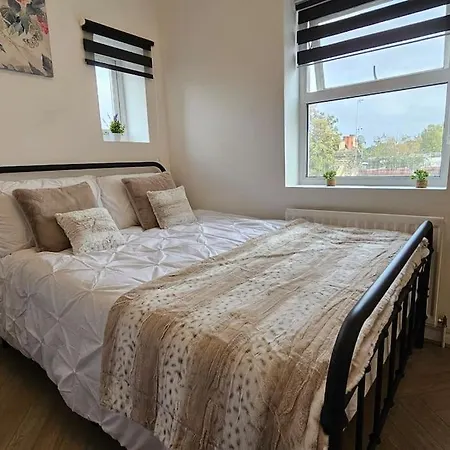 Newly Renovated Studios & Ensuite Rooms! - Camberwell Londen Buitenkant foto