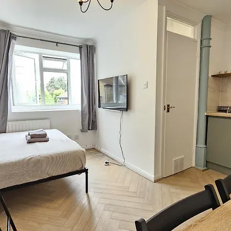 Newly Renovated Studios & Ensuite Rooms! - Camberwell Londen Buitenkant foto
