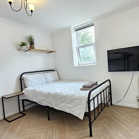 Newly Renovated Studios & Ensuite Rooms! - Camberwell Londen Buitenkant foto