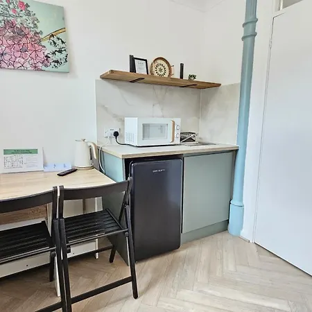 Newly Renovated Studios & Ensuite Rooms! - Camberwell Londen Buitenkant foto