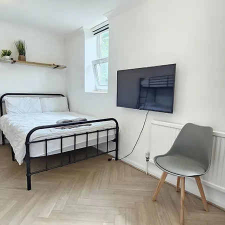Newly Renovated Studios & Ensuite Rooms! - Camberwell Londen Buitenkant foto