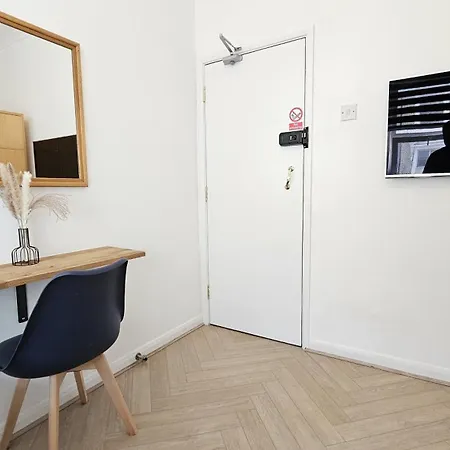 Newly Renovated Studios & Ensuite Rooms! - Camberwell Londen Buitenkant foto