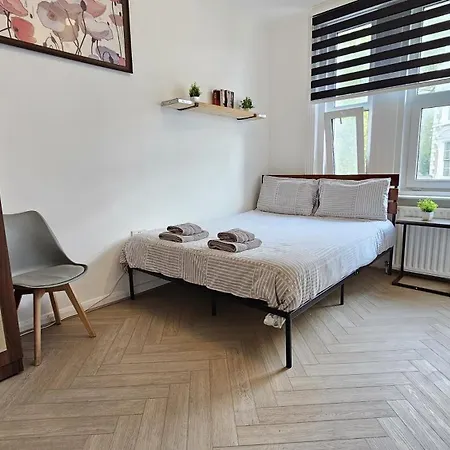 Newly Renovated Studios & Ensuite Rooms! - Camberwell Londen Buitenkant foto
