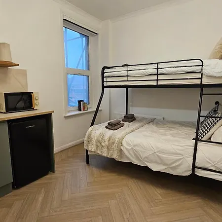 Newly Renovated Studios & Ensuite Rooms! - Camberwell Londen Buitenkant foto