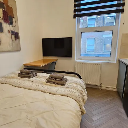 Newly Renovated Studios & Ensuite Rooms! - Camberwell Londen Buitenkant foto