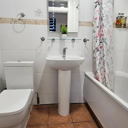 Newly Renovated Studios & Ensuite Rooms! - Camberwell Londen Buitenkant foto