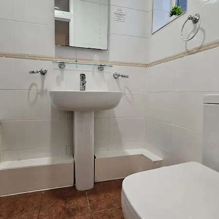 Newly Renovated Studios & Ensuite Rooms! - Camberwell Londen Buitenkant foto
