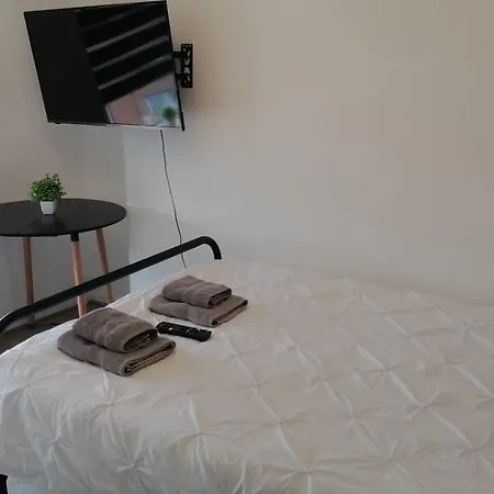 Newly Renovated Studios & Ensuite Rooms! - Camberwell Londen Buitenkant foto