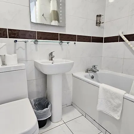 Newly Renovated Studios & Ensuite Rooms! - Camberwell Londen Buitenkant foto