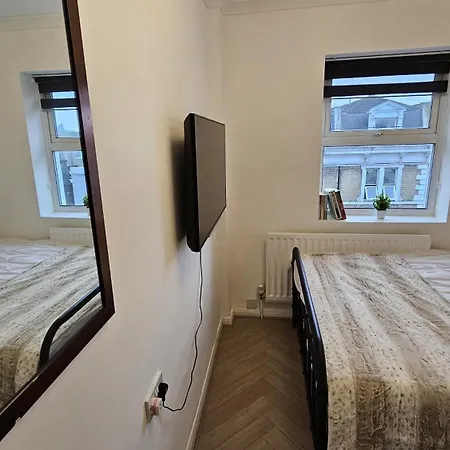 Newly Renovated Studios & Ensuite Rooms! - Camberwell Londen Buitenkant foto