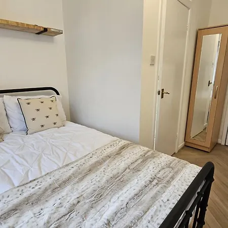 Newly Renovated Studios & Ensuite Rooms! - Camberwell Londen Buitenkant foto
