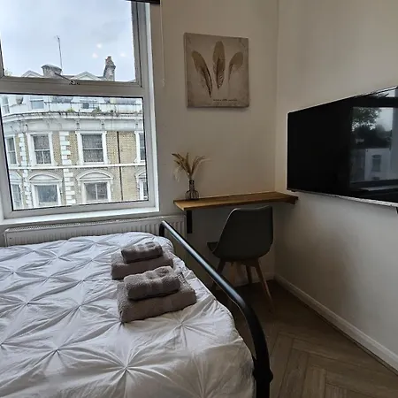 Newly Renovated Studios & Ensuite Rooms! - Camberwell Londen Buitenkant foto