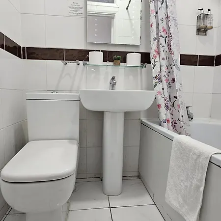 Newly Renovated Studios & Ensuite Rooms! - Camberwell Londen Buitenkant foto