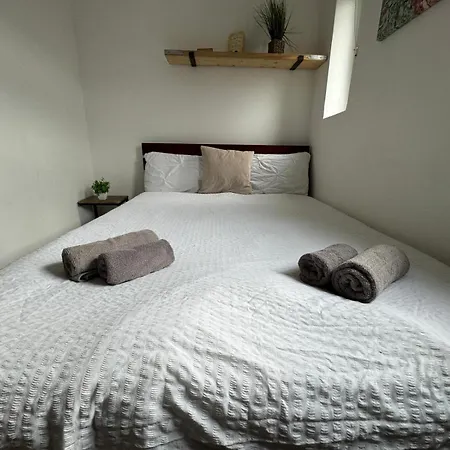 Newly Renovated Studios & Ensuite Rooms! - Camberwell Londen Buitenkant foto