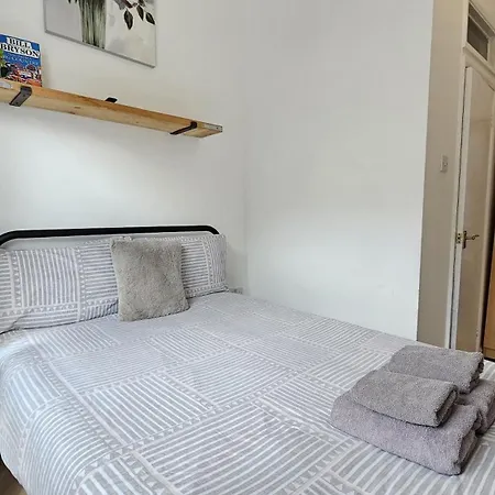 Newly Renovated Studios & Ensuite Rooms! - Camberwell Londen Buitenkant foto