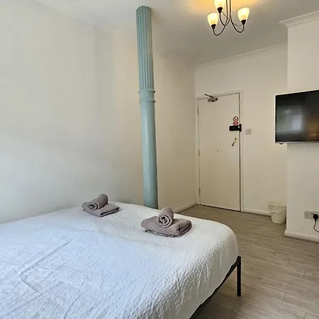 Newly Renovated Studios & Ensuite Rooms! - Camberwell Londen Buitenkant foto